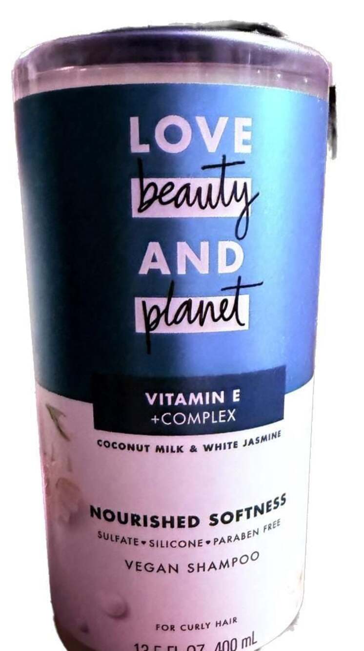VEGAN Love Beauty and Planet Nourished Softness Vitamin E + Complex Coconut Milk